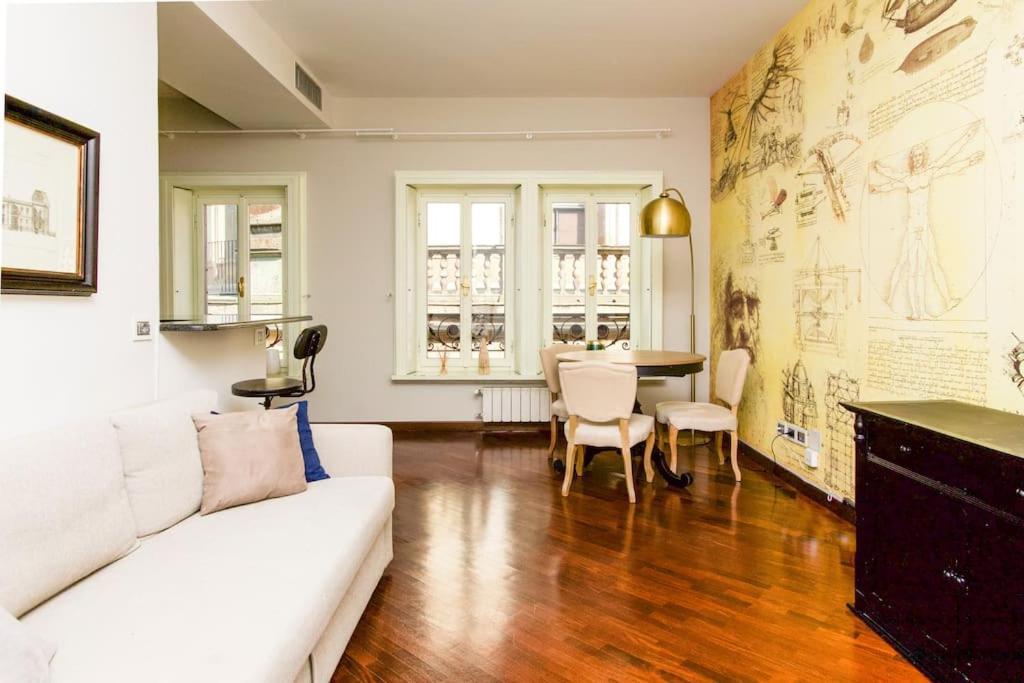 Appartement Duomo Big House130Mq Vista Tempio à Milan Extérieur photo